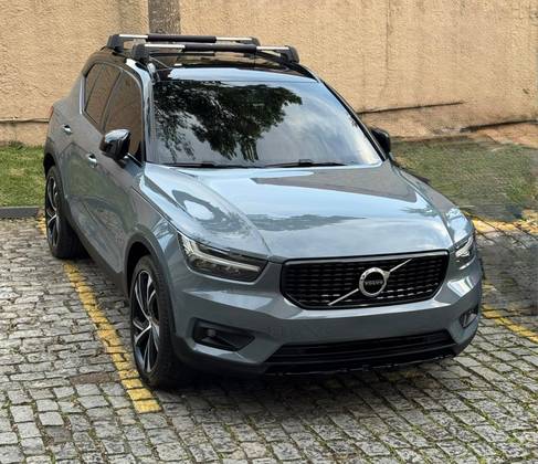 VOLVO XC40 1.5 T5 RECHARGE R-DESIGN GEARTRONIC VOLVO XC40 1.5 T5 RECHARGE R-DESIGN GEARTRONIC